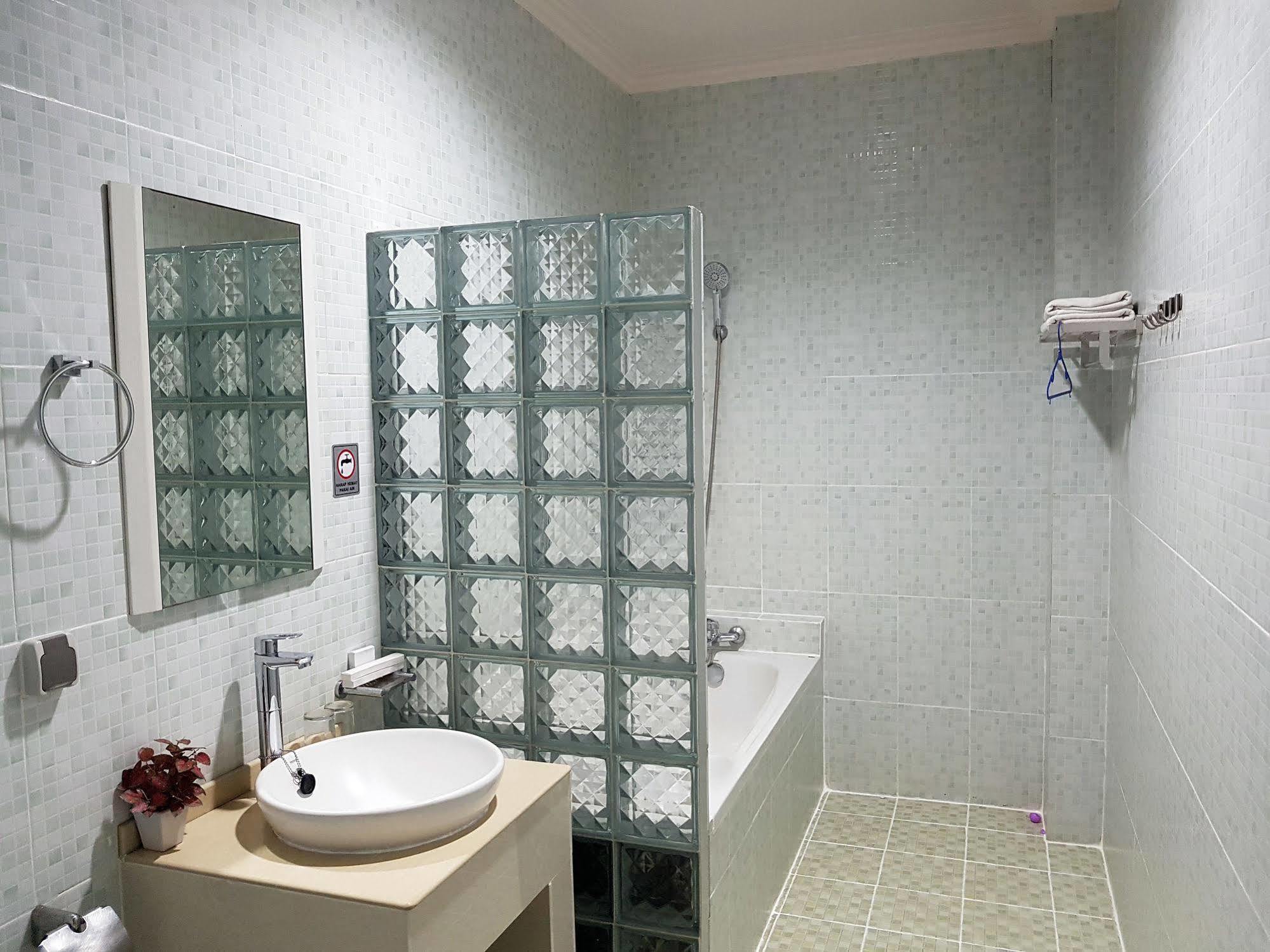 Hotel Rene 2*