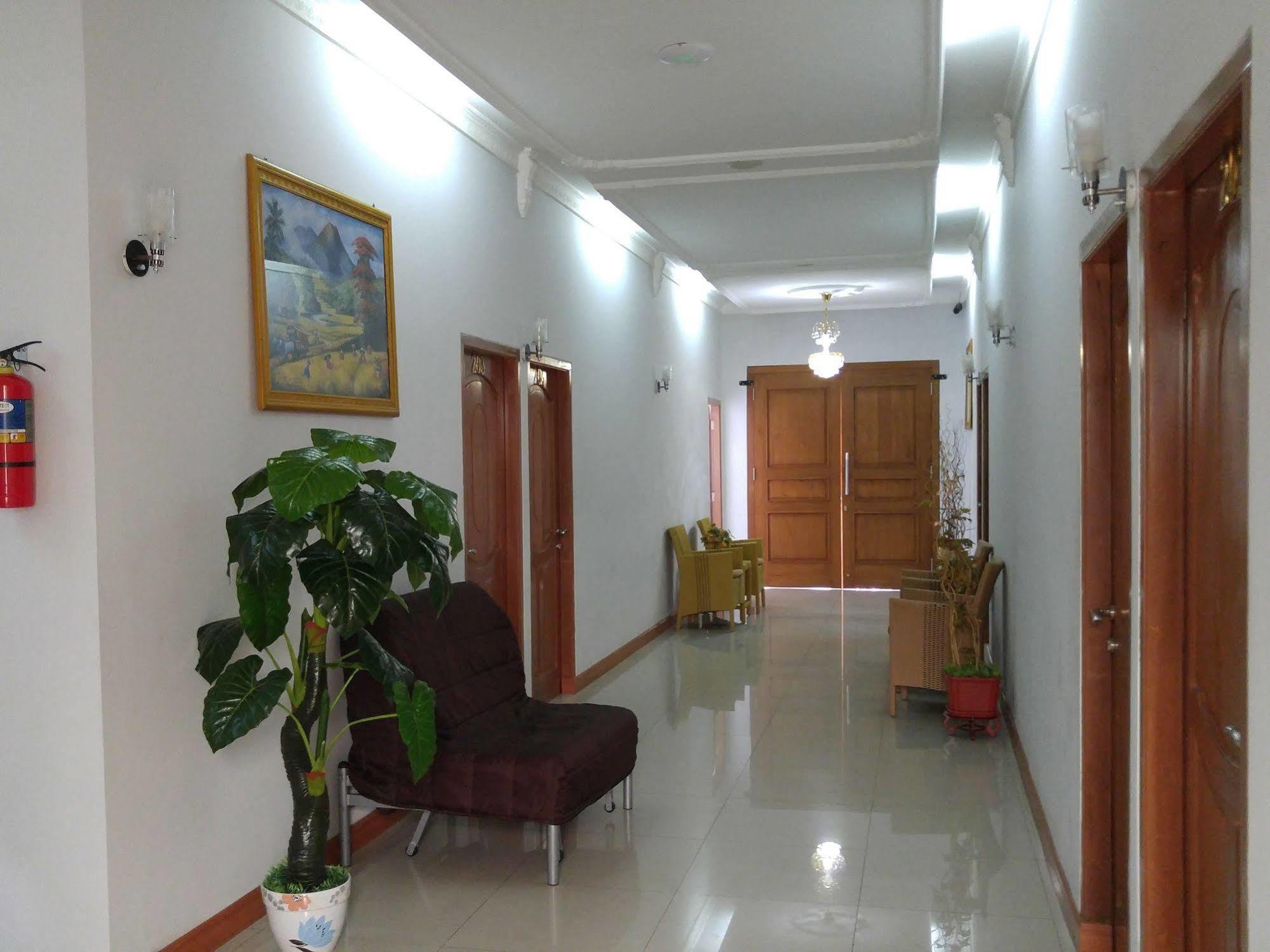 Hotel Rene 2*